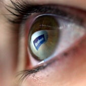 ¿Crea dependencia emocional Facebook?
