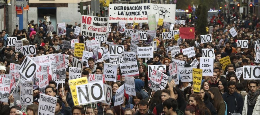 Huelga estudiantil contra la LOMCE Huelga estudiantil contra la LOMCE