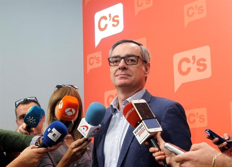 Ciudadanos amenaza con romper el pacto de investidura si se modifica el pacto anticorrupción Ciudadanos amenaza con romper el pacto de investidura si se modifica el pacto anticorrupción