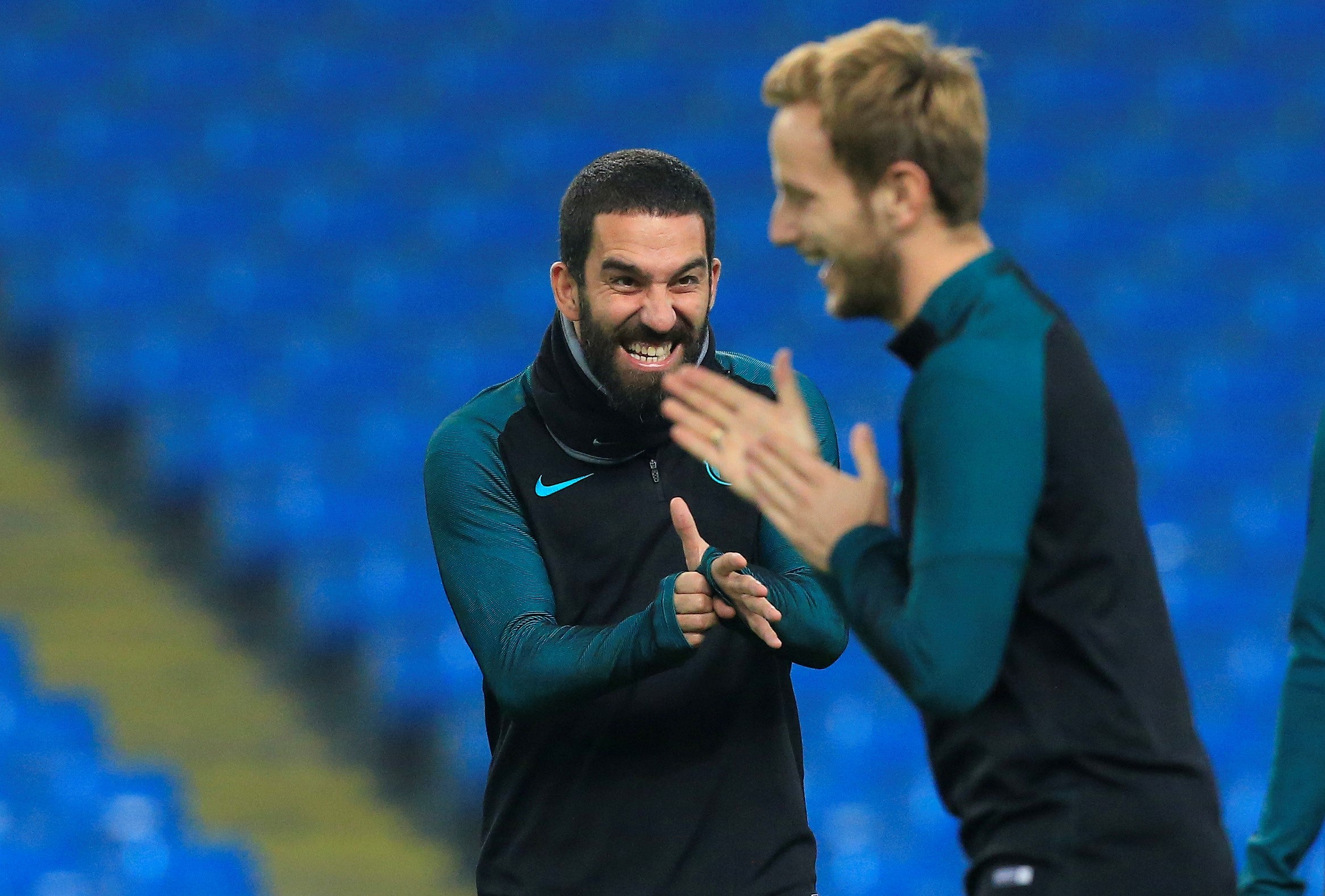 Arda Turan: "Espero poder ser el primer turco en marcar en un Clásico" Arda Turan: "Espero poder ser el primer turco en marcar en un Clásico"