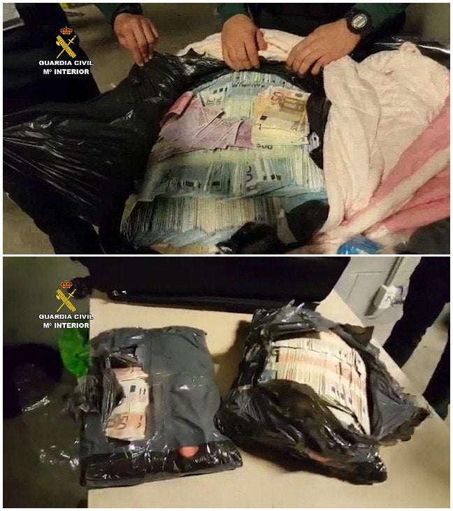Intervienen en El Prat un millón de euros sin declarar a dos chinos de Valencia Intervienen en El Prat un millón de euros sin declarar a dos chinos de Valencia