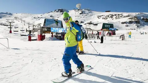 Sierra Nevada se prepara para la temporada Sierra Nevada se prepara para la temporada