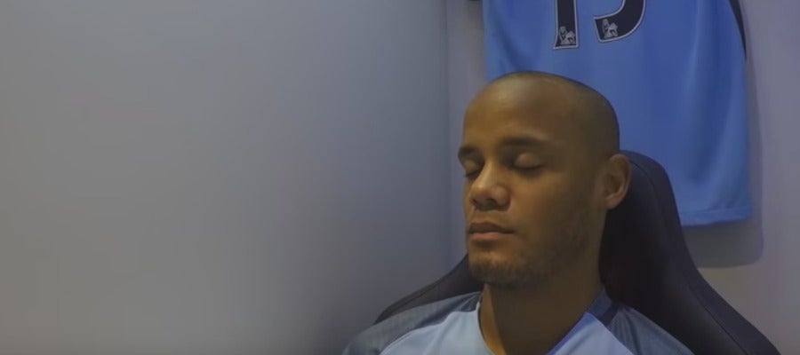 El 'muñeco de cera' de Kompany más real y divertido 