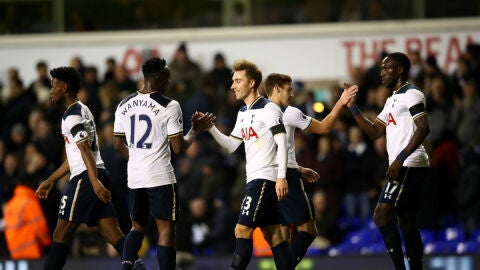 El Tottenham celebra un gol