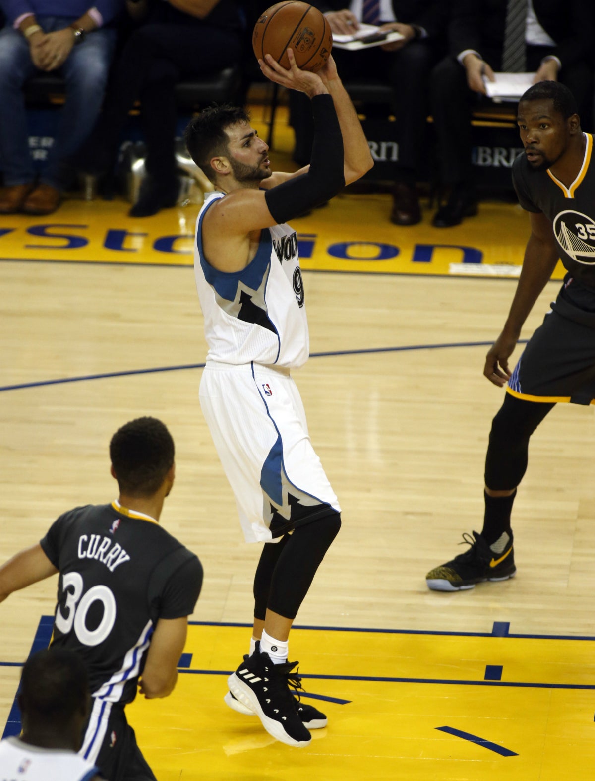 Festival de asistencias de Ricky Rubio en la victoria de los Timberwolves sobre los Hornets Festival de asistencias de Ricky Rubio en la victoria de los Timberwolves sobre los Hornets