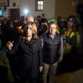 La presidenta de la Junta de Andalucía, Susana Díaz, y el ministro del Interior, Juan Ignacio Zoido, durante la visita a la zona afectada por el temporal de Cártama, en Málaga