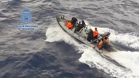 Desarticulada una importante red de narcos en una operación conjunta entre España y Marruecos Desarticulada una importante red de narcos en una operación conjunta entre España y Marruecos