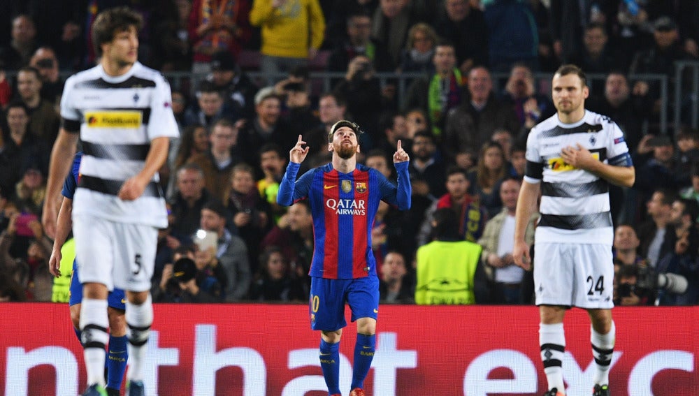 Messi celebra un gol ante el Borussia Mönchengladbach