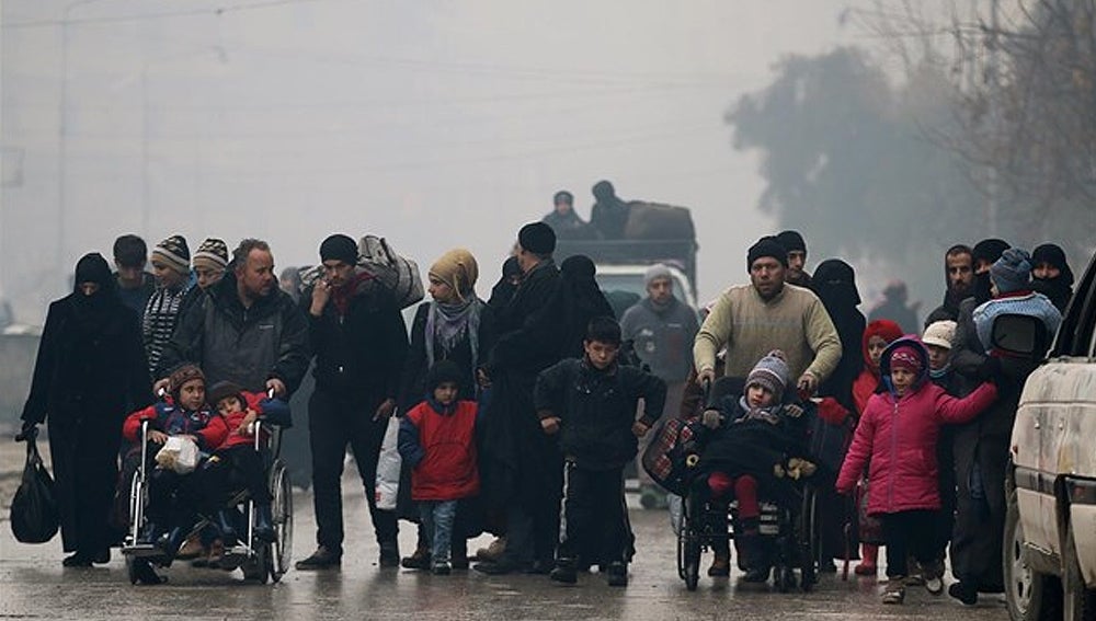 Rusia asegura que 6.400 personas han sido evacuadas de Alepo oriental Rusia asegura que 6.400 personas han sido evacuadas de Alepo oriental