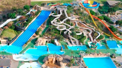 A&eacute;rea del parque acu&aacute;tico en Benic&agrave;ssim.