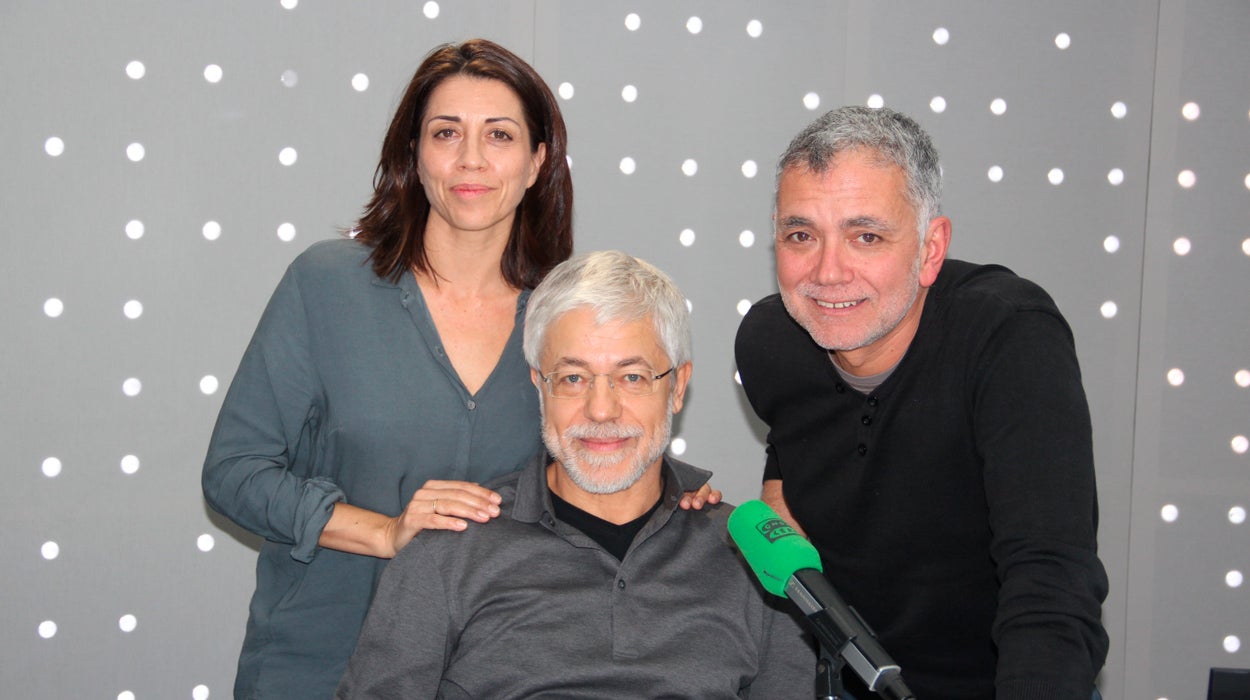 Juan Carlos Corazza enseña cómo sacar sus emociones a los actores y cómo transmitirlas Juan Carlos Corazza enseña cómo sacar sus emociones a los actores y cómo transmitirlas