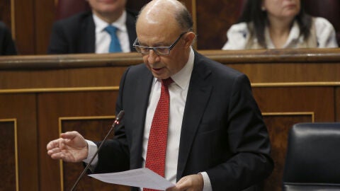 Crist&oacute;bal Montoro en su estrado en el Congreso