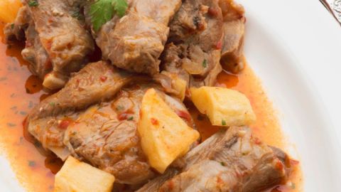 Cordero al chilindr&oacute;n