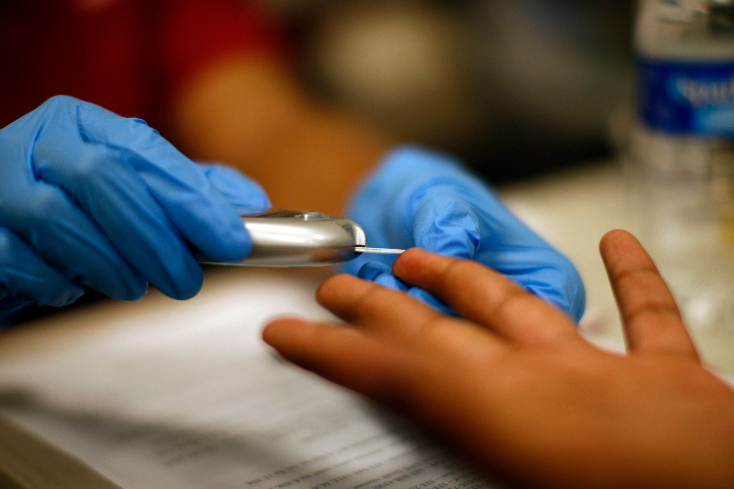 Alarma en un instituto de Gran Canaria después de que 23 niños se sometieran al test de glucosa con la misma aguja Alarma en un instituto de Gran Canaria después de que 23 niños se sometieran al test de glucosa con la misma aguja