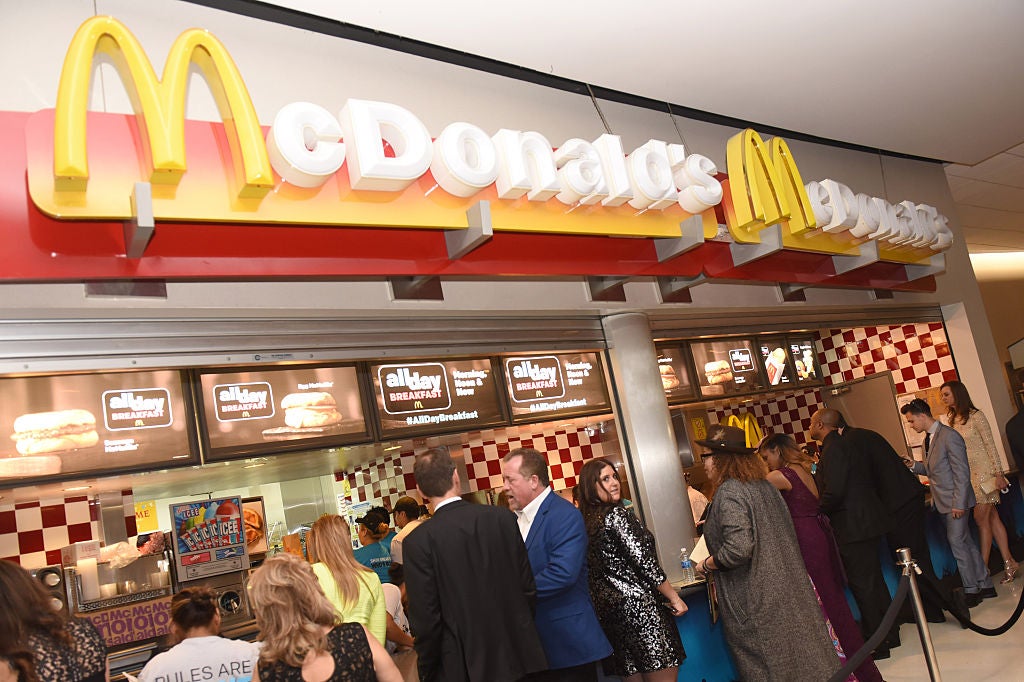 La guerra fría de McDonald's, Coca-Cola y Pepsi por cruzar el Telón de Acero La guerra fría de McDonald's, Coca-Cola y Pepsi por cruzar el Telón de Acero