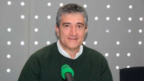 Guillermo Fesser en los estudios de Onda Cero