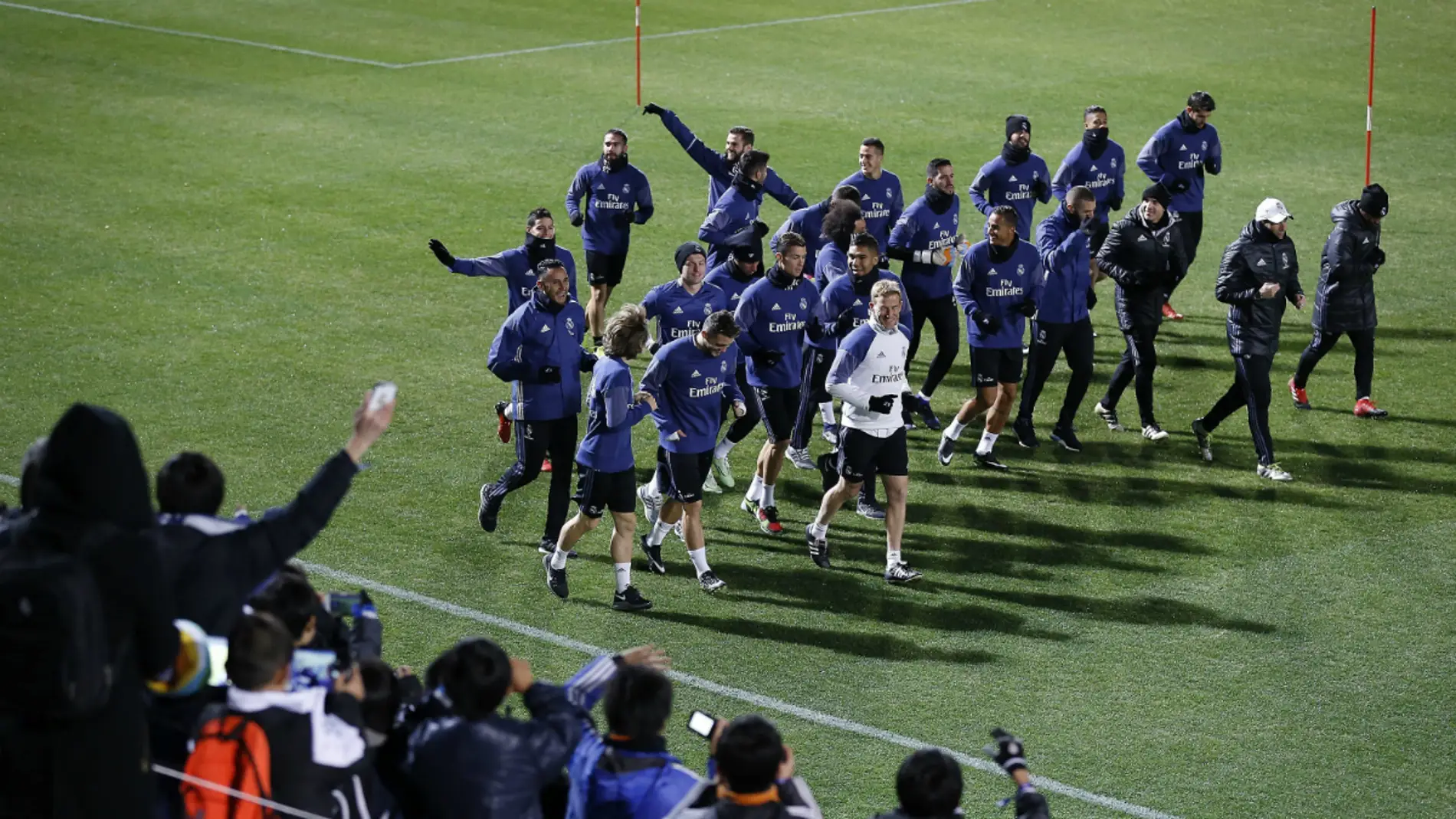 El Real Madrid se entrena en Japón