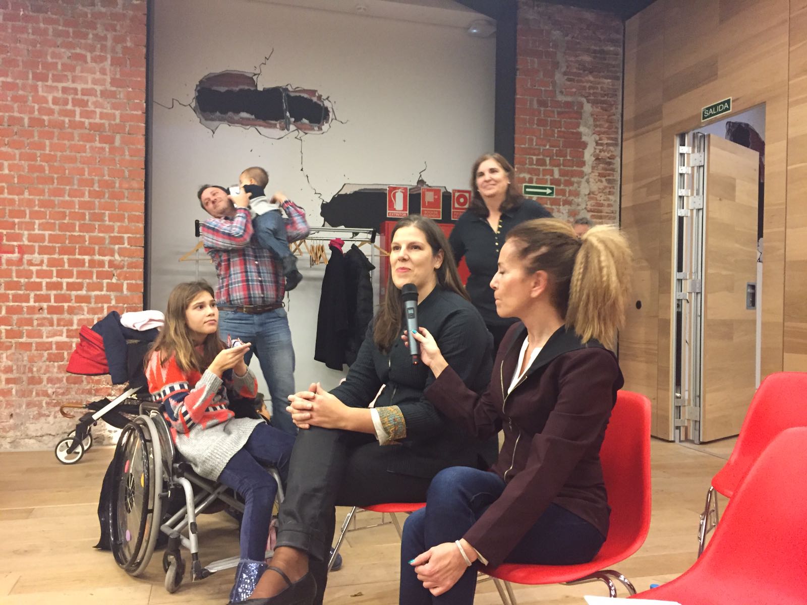 Cristina Pérez: "El médico me dijo que la enfermedad de mi hijo era peor que un cáncer" Cristina Pérez: "El médico me dijo que la enfermedad de mi hijo era peor que un cáncer"