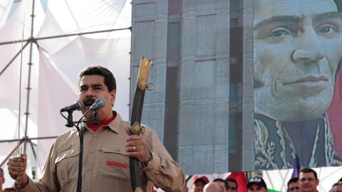 El presidente de Venezuela Nicol&aacute;s Maduro habla durante una manifestaci&oacute;n