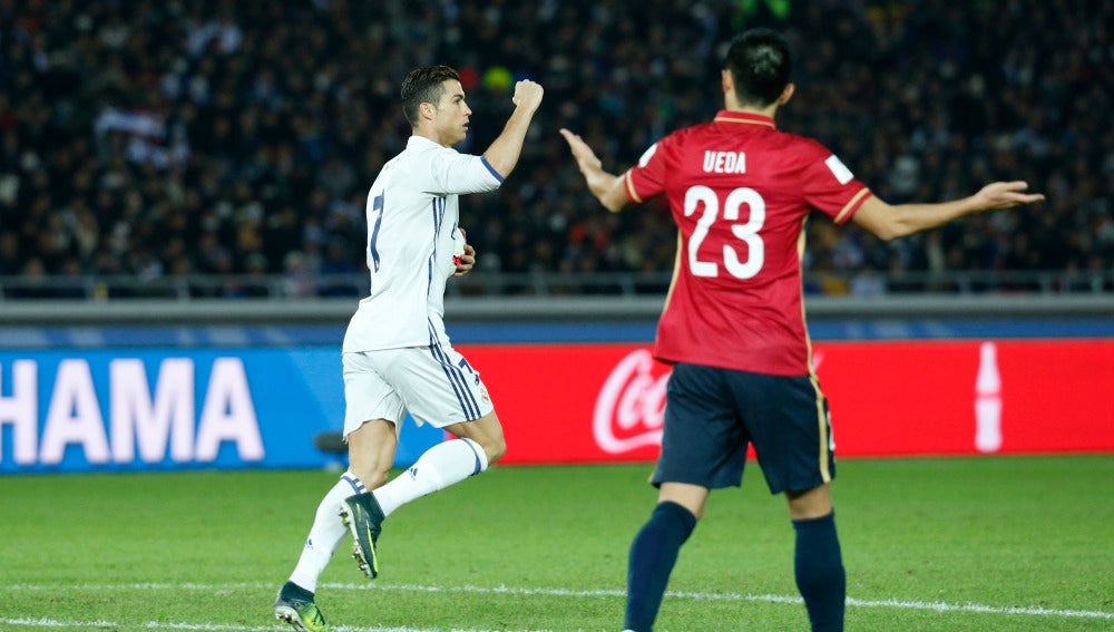 Cristiano celebra su gol ante el Kashima