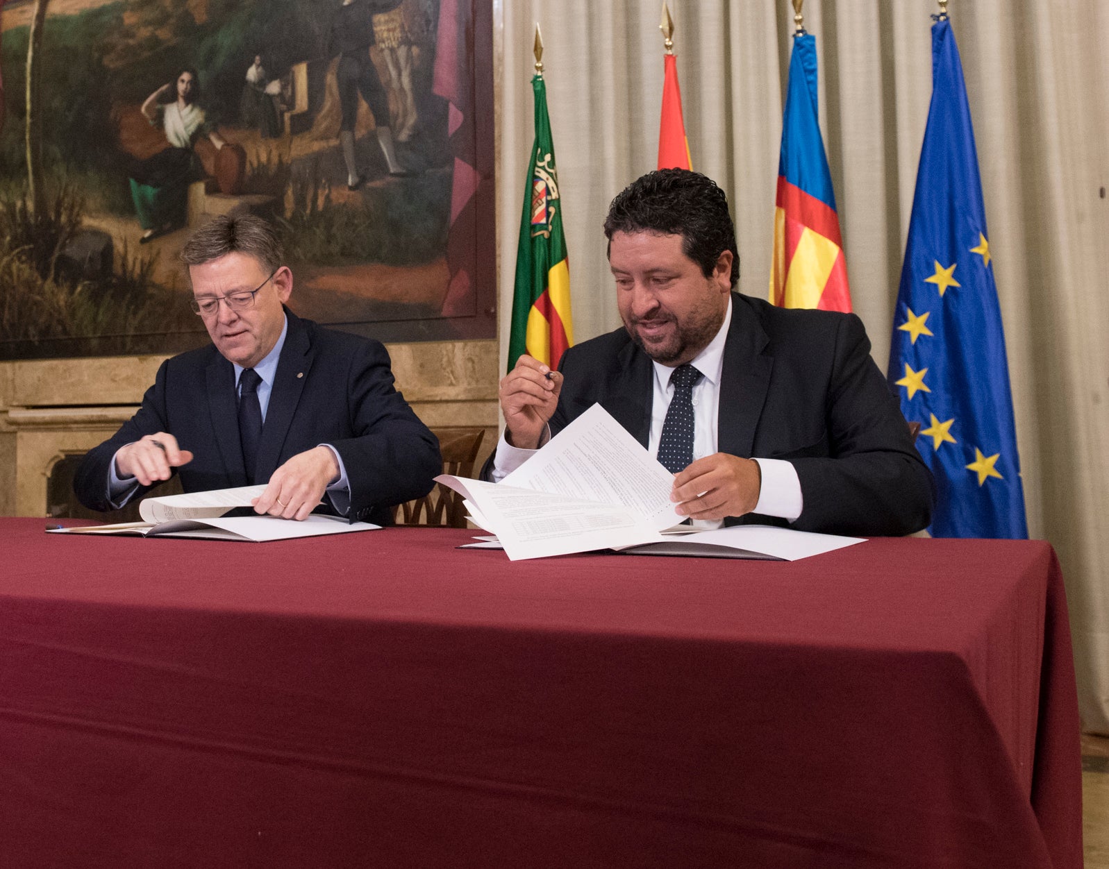 La Generalitat y la Diputación de Castellón firman un convenio para la creación de un cuerpo especial de 16 brigadas de emergencia La Generalitat y la Diputación de Castellón firman un convenio para la creación de un cuerpo especial de 16 brigadas de emergencia