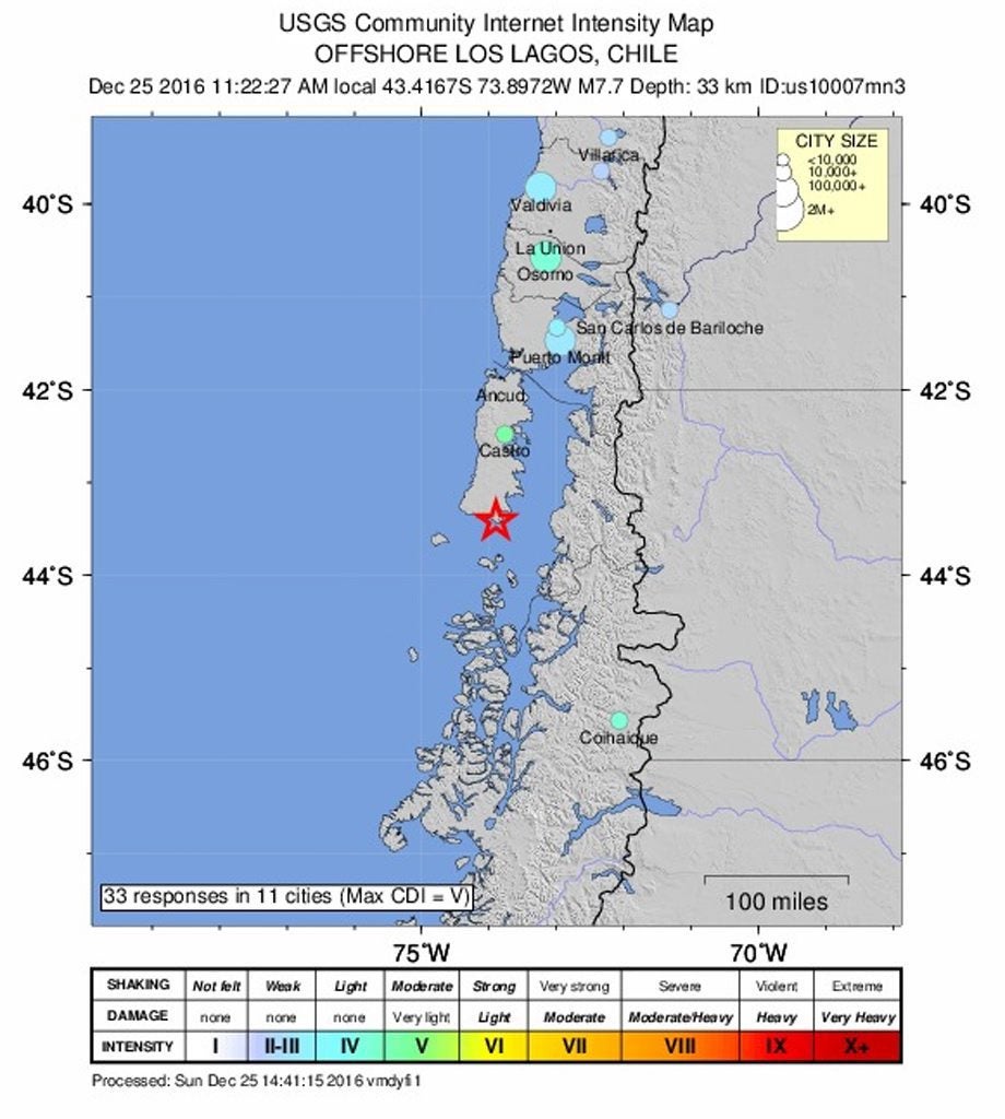 Chile decreta la alerta de tsunami y la evacuación del litoral en cuatro regiones Chile decreta la alerta de tsunami y la evacuación del litoral en cuatro regiones