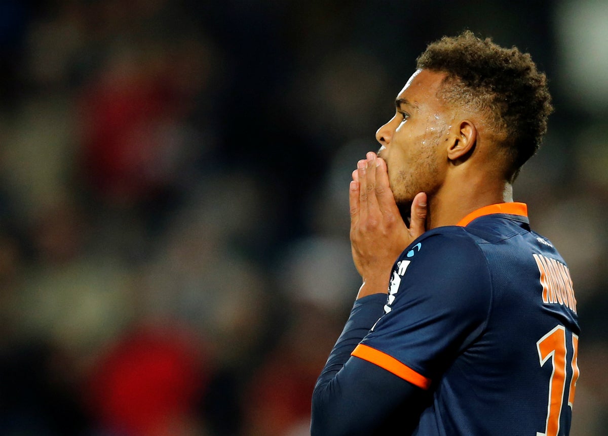 Mil euros de multa a los jugadores del Montpellier francés por cada kilo que engorden en Navidad Mil euros de multa a los jugadores del Montpellier francés por cada kilo que engorden en Navidad