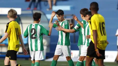 Los jugadores del Betis celebran un gol en LaLiga Promises Los jugadores del Betis celebran un gol en LaLiga Promises