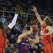 Rice, se exhibe en el Palau Blaugrana ante el Valencia Basket Rice, se exhibe en el Palau Blaugrana ante el Valencia Basket