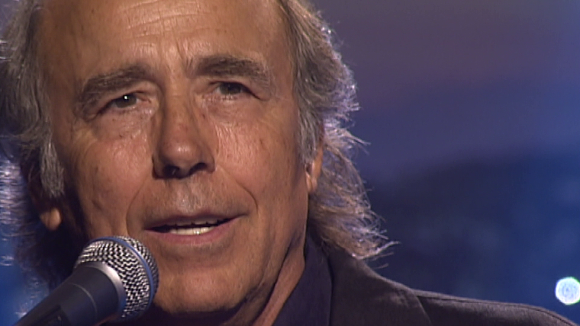 Joan Manuel Serrat sobre la convocatoria del referéndum: "No es transparente" Joan Manuel Serrat sobre la convocatoria del referéndum: "No es transparente"