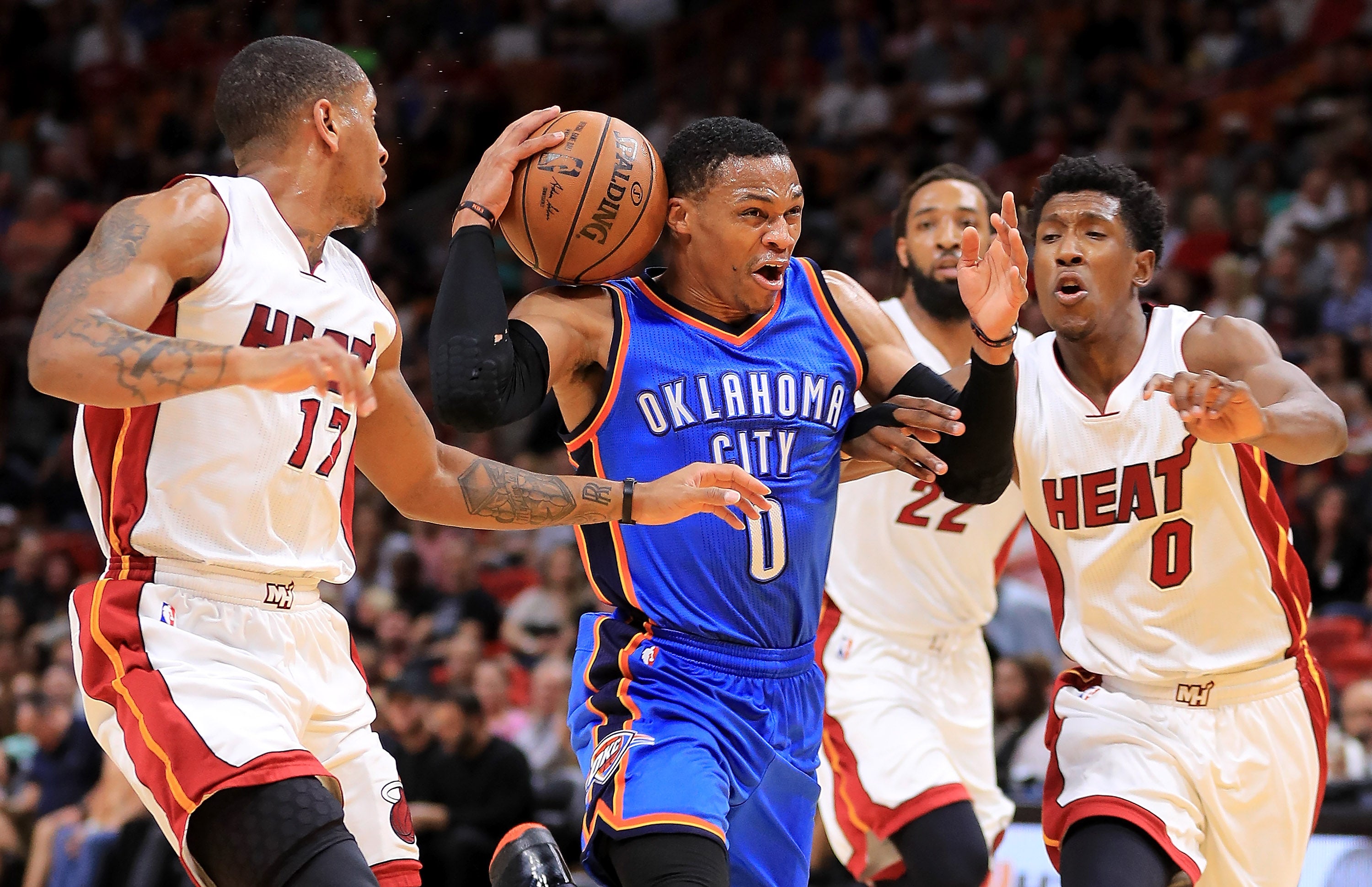 Un buen Abrines presencia la noche en la que Westbrook igualó a Oscar Robertson Un buen Abrines presencia la noche en la que Westbrook igualó a Oscar Robertson