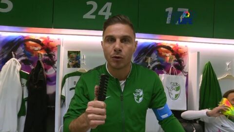 Joaqu&iacute;n S&aacute;nchez, durante el 'mannequin challenge' 