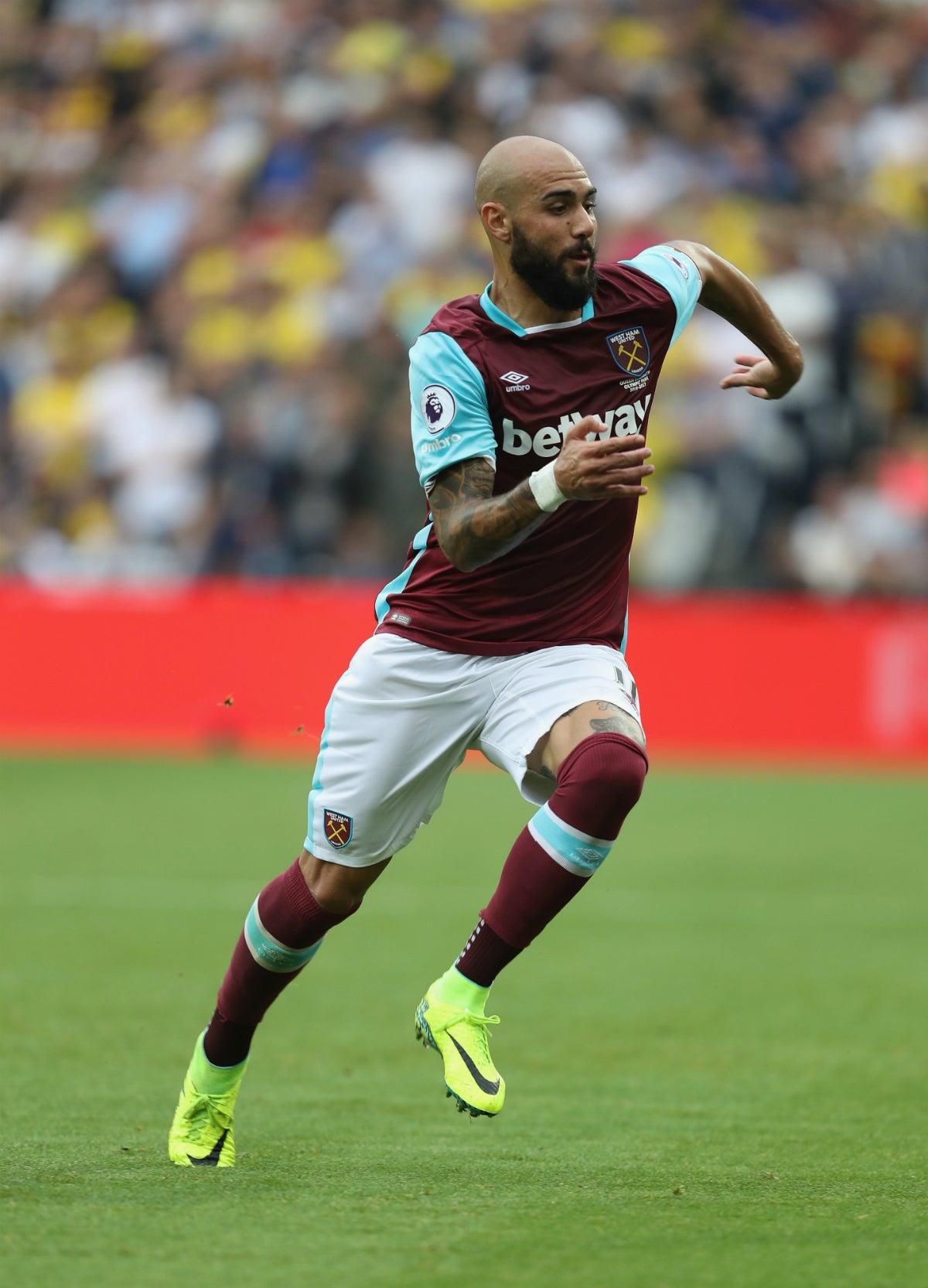 El padre de Zaza: "Estamos en negociaciones con el Valencia" El padre de Zaza: "Estamos en negociaciones con el Valencia"