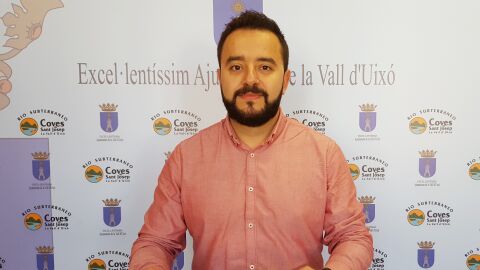 El concejal del &aacute;rea y primer teniente de alcalde, Antoni Llorente, ha presentado la campa&ntilde;a 'En 2017 els Reis Mags visiten totes les cases de la Vall'.
