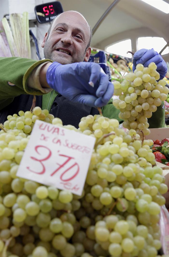 Orden Mundial: ¿De dónde viene la tradición de las doce uvas en Nochevieja? Orden Mundial: ¿De dónde viene la tradición de las doce uvas en Nochevieja?