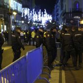La Policía Nacional desaloja la Puerta del Sol