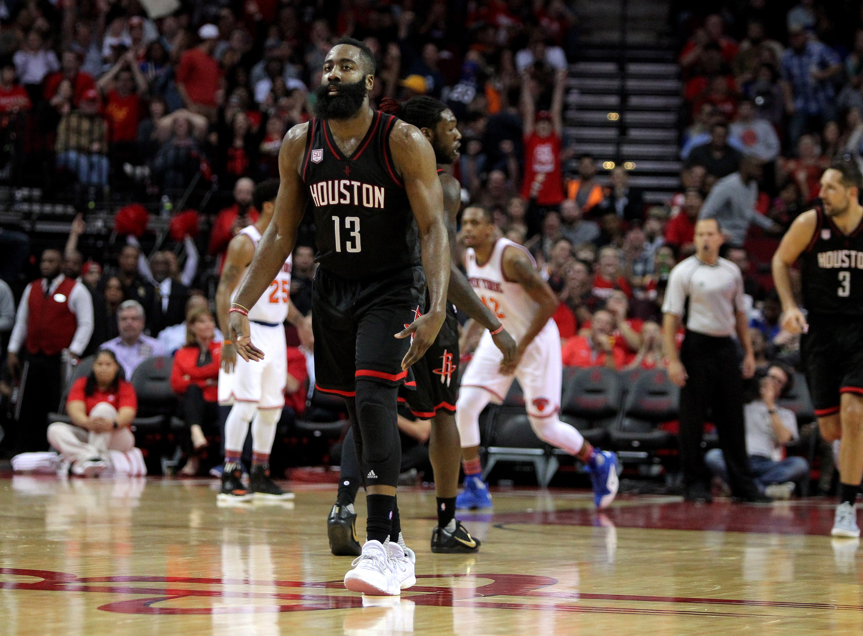 Noche histórica de James Harden: 53 puntos, 17 asistencias y 16 rebotes contra los Knicks Noche histórica de James Harden: 53 puntos, 17 asistencias y 16 rebotes contra los Knicks