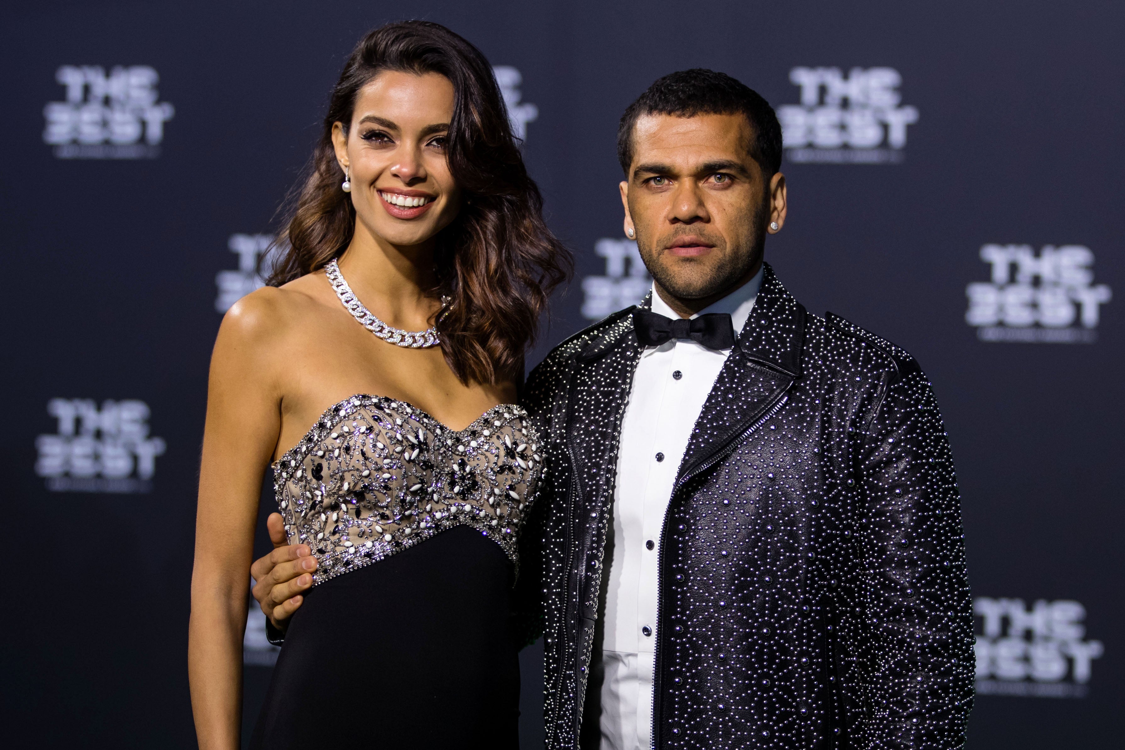 Dani Alves: "Me habría gustado que mis compañeros del Barcelona hubieran estado en la gala" Dani Alves: "Me habría gustado que mis compañeros del Barcelona hubieran estado en la gala"