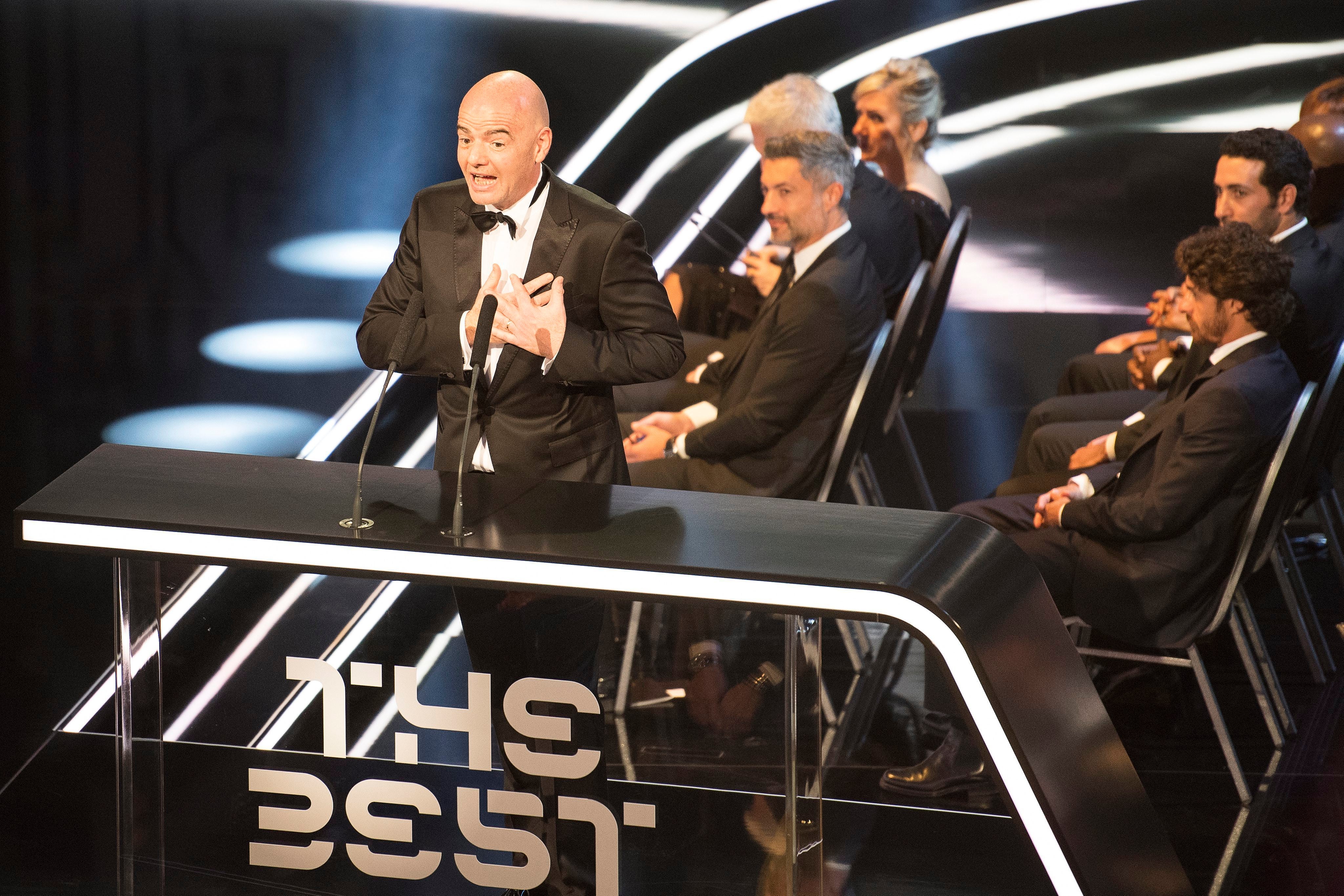 Valdano y Segurola sobre el premio The Best: "Se engrandece más a las figuras que al juego colectivo, un error" Valdano y Segurola sobre el premio The Best: "Se engrandece más a las figuras que al juego colectivo, un error"