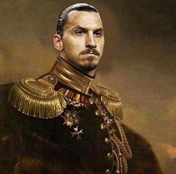Ibrahimovic se autorretrata como el próximo rey de Suecia Ibrahimovic se autorretrata como el próximo rey de Suecia
