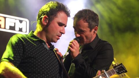 Love Of Lesbian durante su showcase para Europa FM