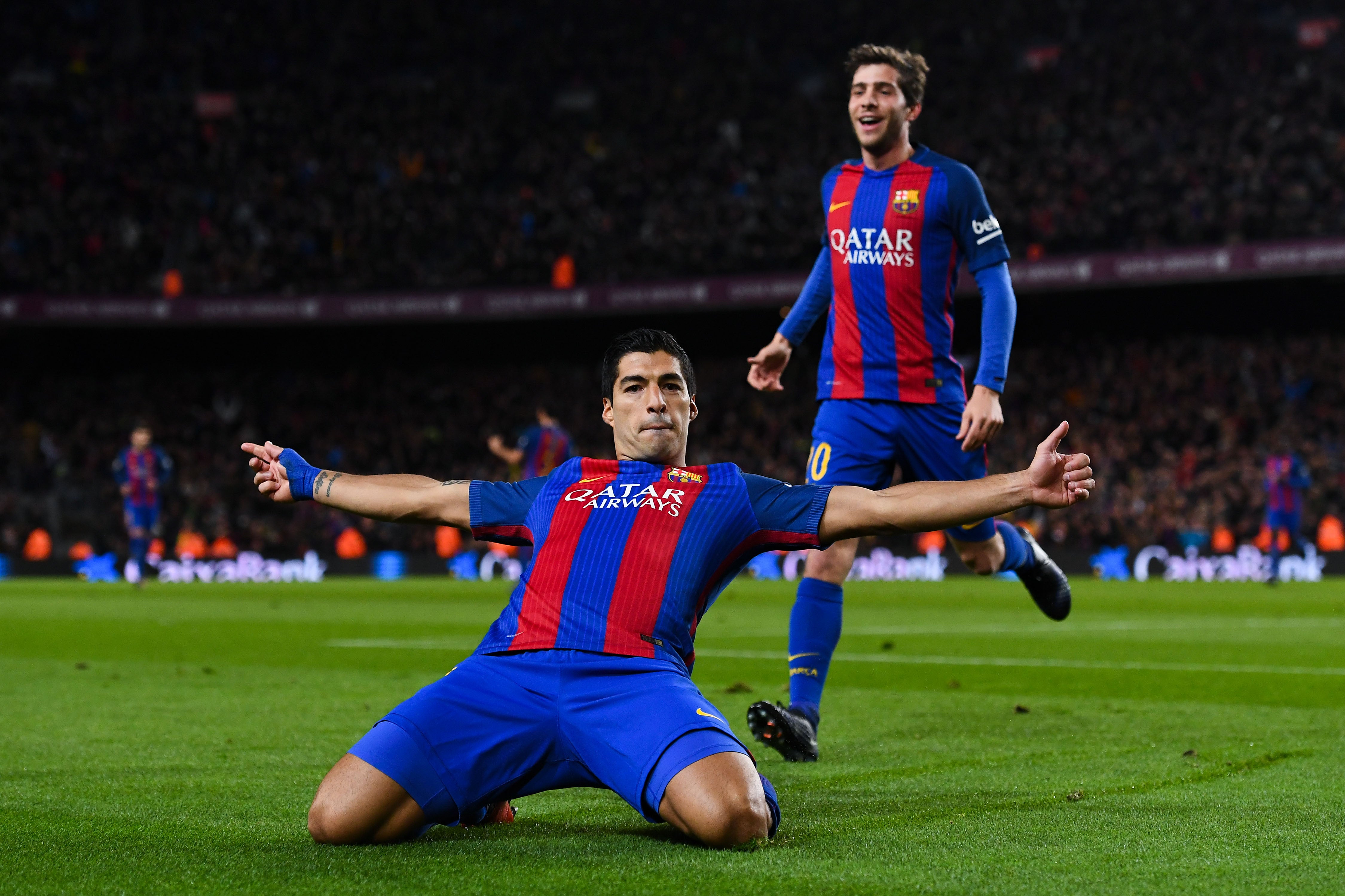 Luis Suárez lidera en solitario el Pichichi de LaLiga con 16 goles Luis Suárez lidera en solitario el Pichichi de LaLiga con 16 goles
