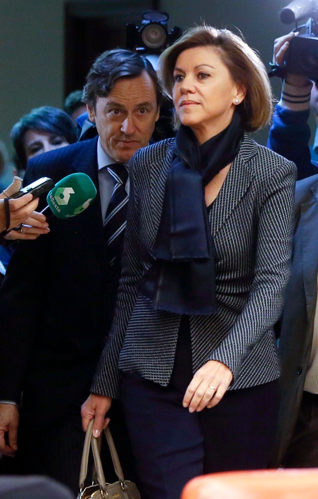 Cospedal trata de cerrar este lunes en el Congreso la polémica sobre el Yak-42 tras la dimisión de Trillo Cospedal trata de cerrar este lunes en el Congreso la polémica sobre el Yak-42 tras la dimisión de Trillo