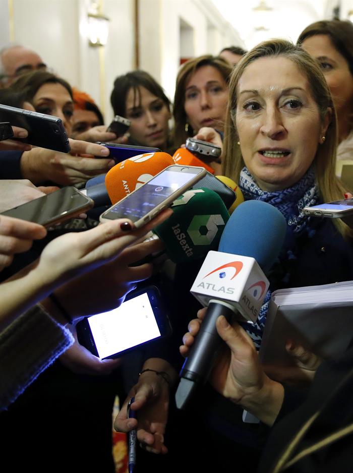 El Congreso decidirá la semana que viene si convoca un pleno por el Yak 42 El Congreso decidirá la semana que viene si convoca un pleno por el Yak 42