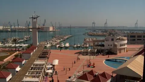 Plaza del mar, Castelón .