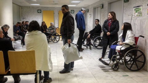 Sala de espera de un hospital, imagen de archivo