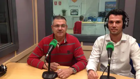 Felix Hernández presidente del Iberostar Tenerife en Onda Cero con Yendi Hernández. Felix Hernández presidente del Iberostar Tenerife en Onda Cero con Yendi Hernández.