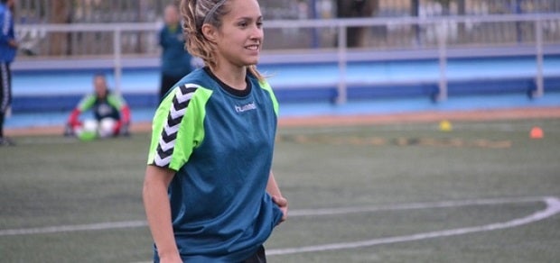 Lara Mata: "Desde niña era un sueño poder jugar en La Romareda" Lara Mata: "Desde niña era un sueño poder jugar en La Romareda"