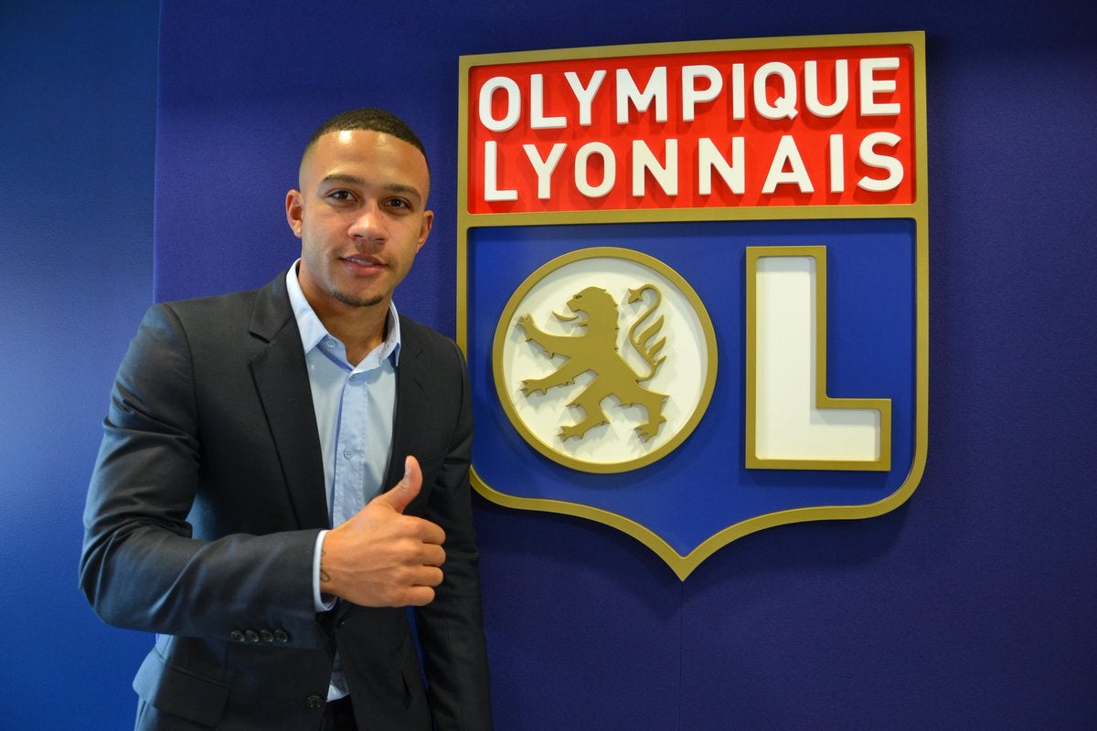 Memphis Depay sale del Manchester United para fichar por el Olympique de Lyon Memphis Depay sale del Manchester United para fichar por el Olympique de Lyon