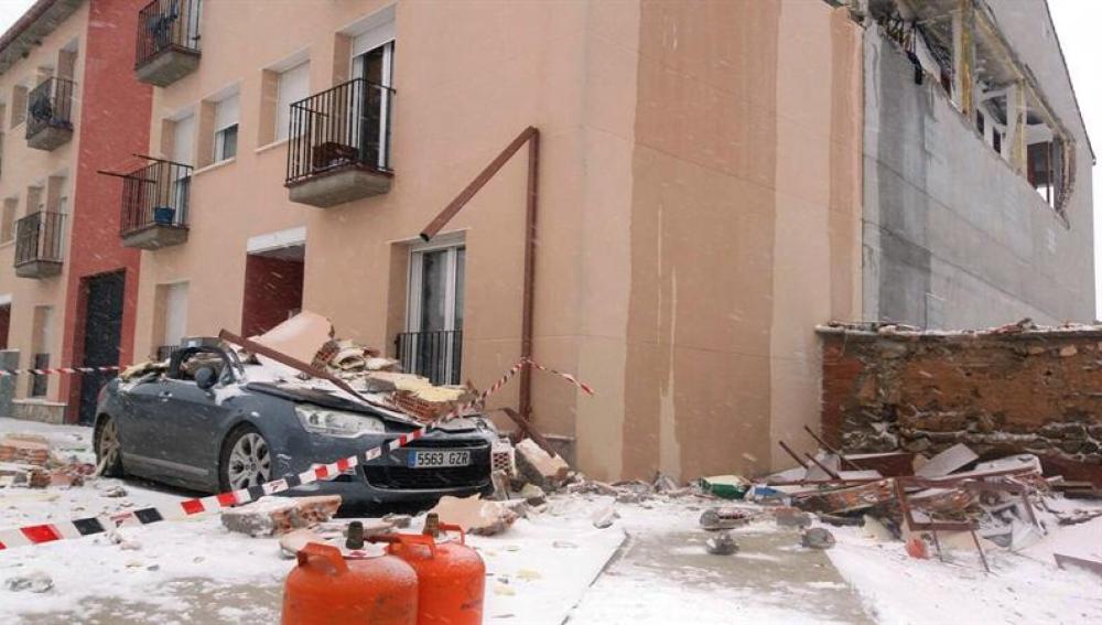 Daños provocados por la explosión de una estufa butano en Zaragoza